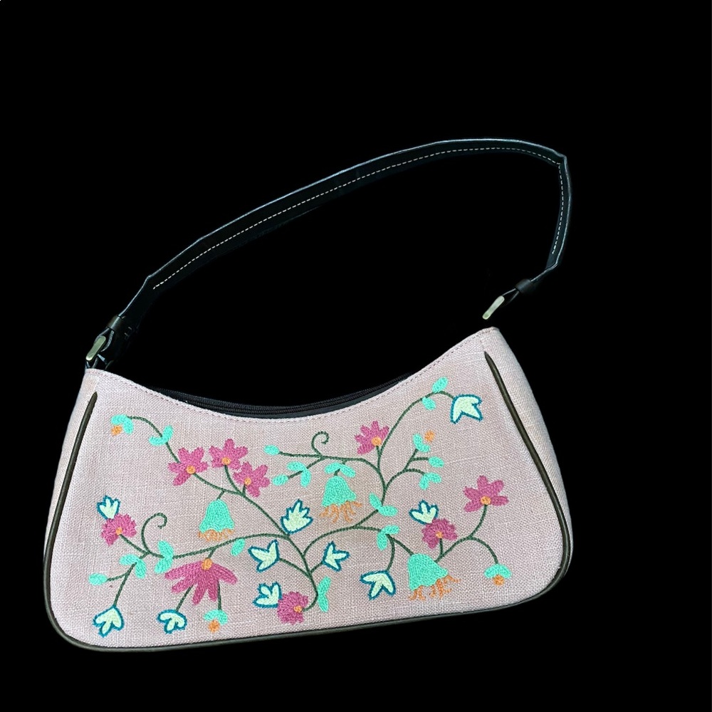 Vintage pink embroidered bag